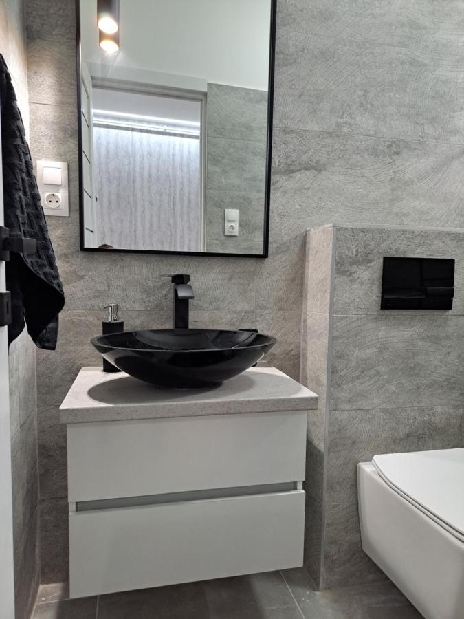 Belvarosi Lux Apartman Vasarosnameny Bagian luar foto