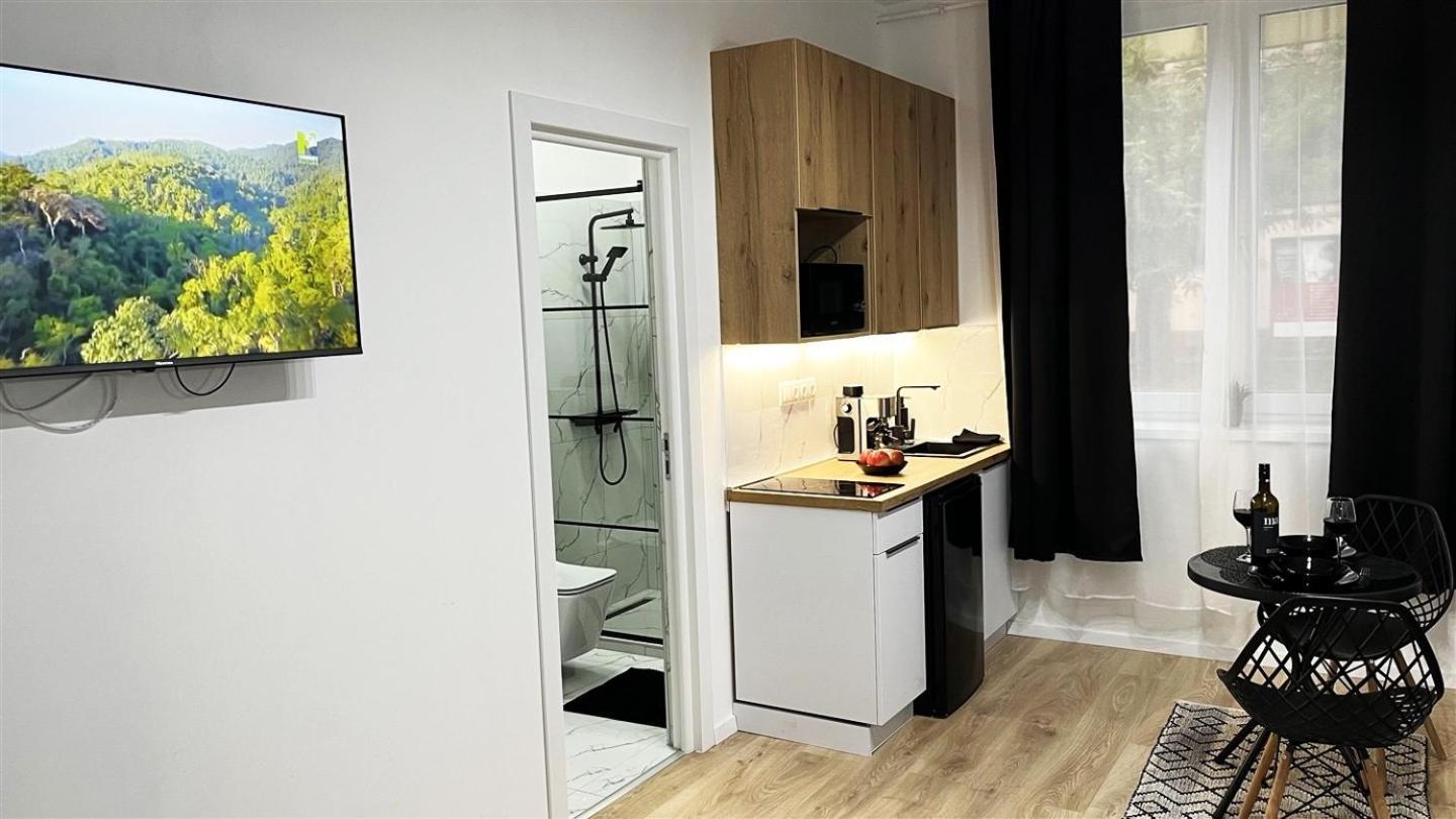 Belvarosi Lux Apartman Vasarosnameny Bagian luar foto